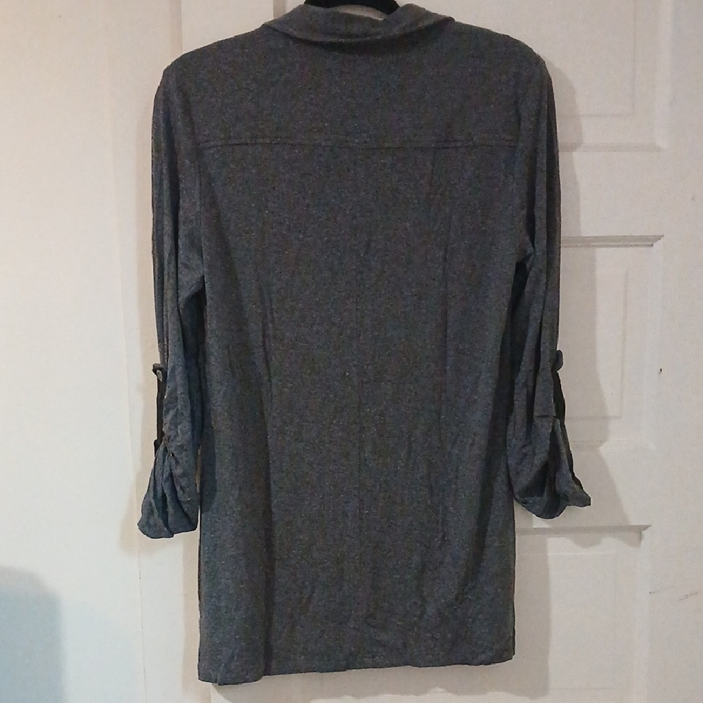 Gray Collared Button-Front Knit Tunic - Picture 7 of 7